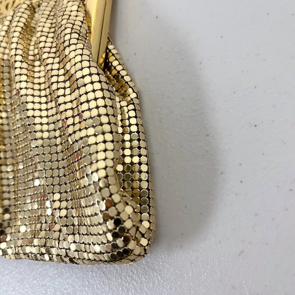 Whiting and Davis Vintage 60s gold mesh evening bag purse chain strap lined - Picture 10 of 12